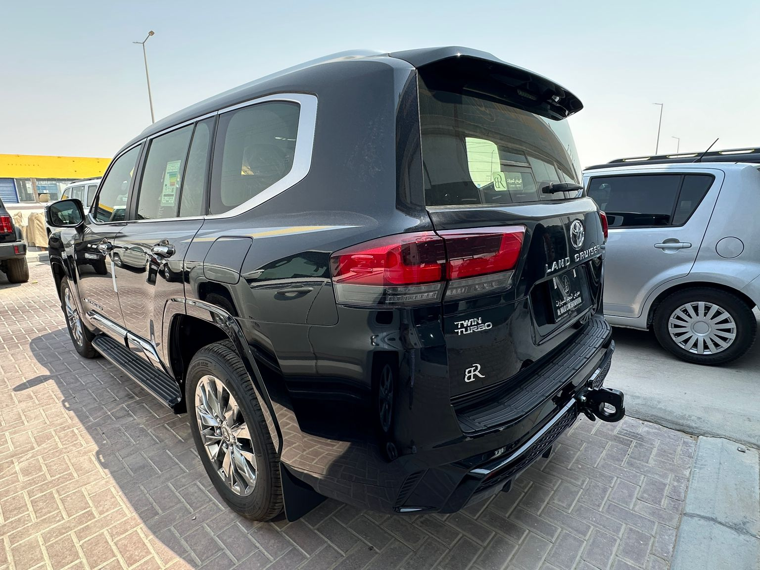 Toyota Land Cruiser VX.R 2024 - Image 3