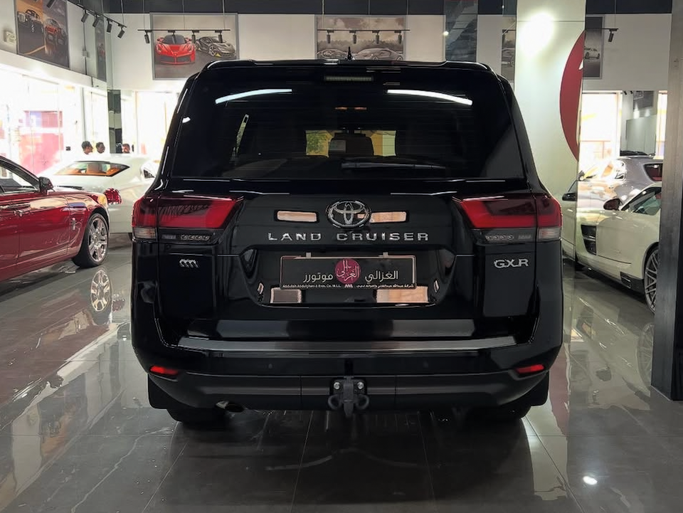 Toyota Land Cruiser GX.R 2024 - Image 4