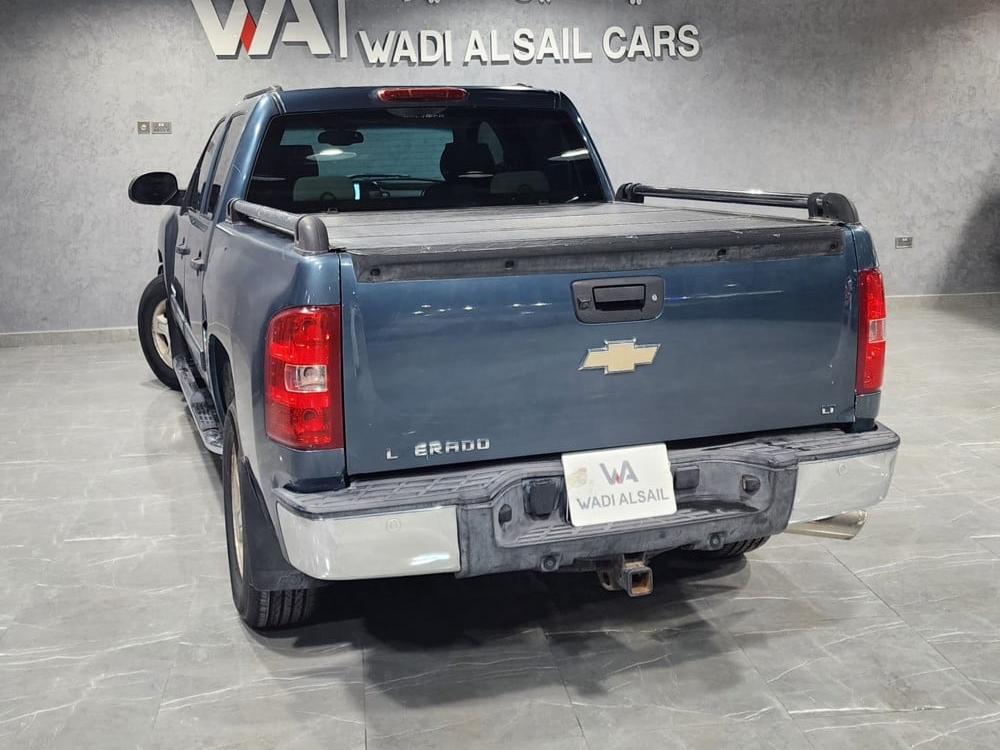 Chevrolet Silverado 2008 - Image 2