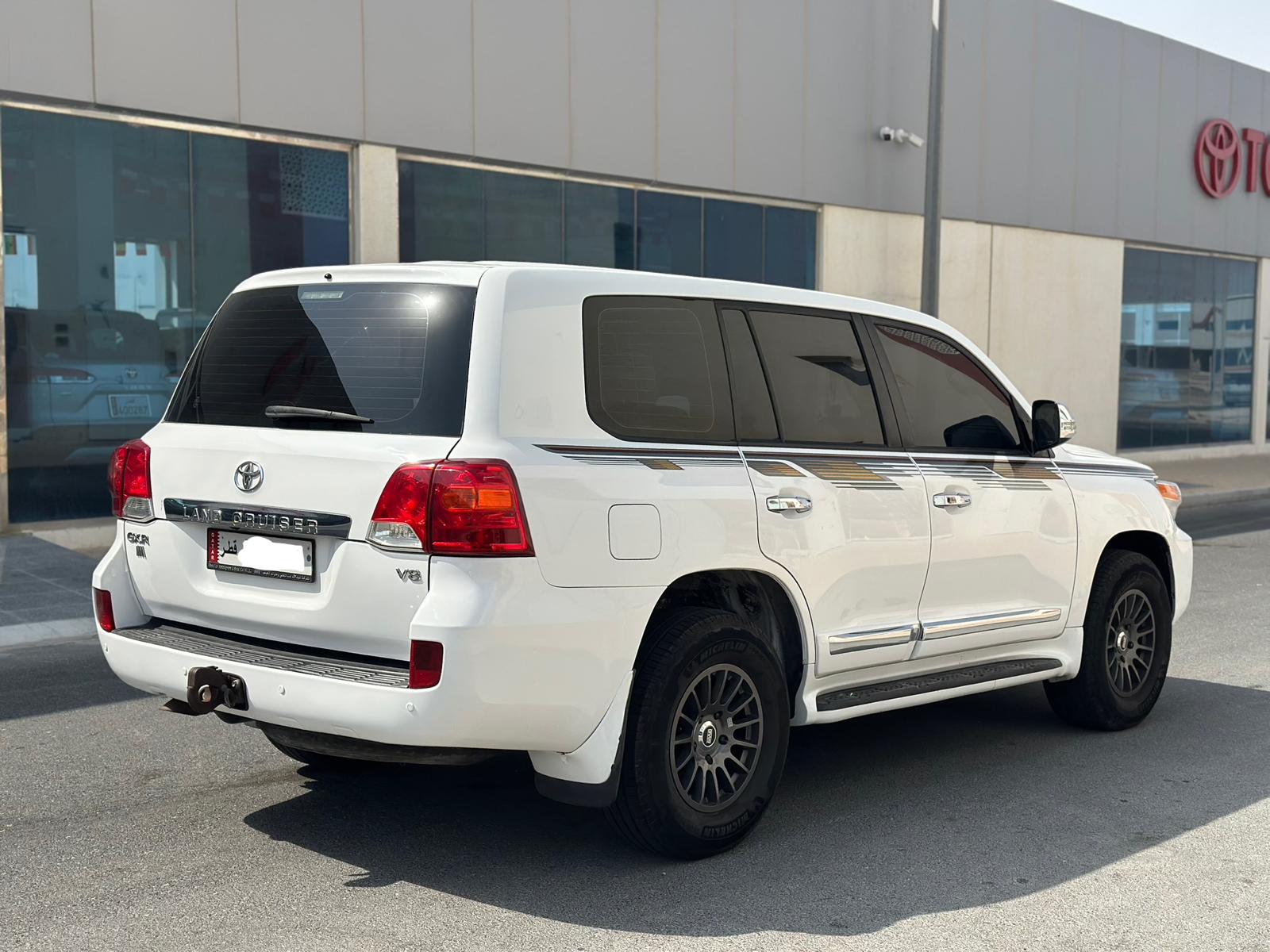 Toyota Land Cruiser GX.R 2013 - Image 2