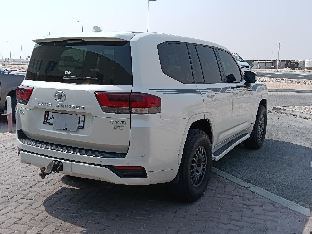 Toyota Land Cruiser GX.R 2023 - Image 2