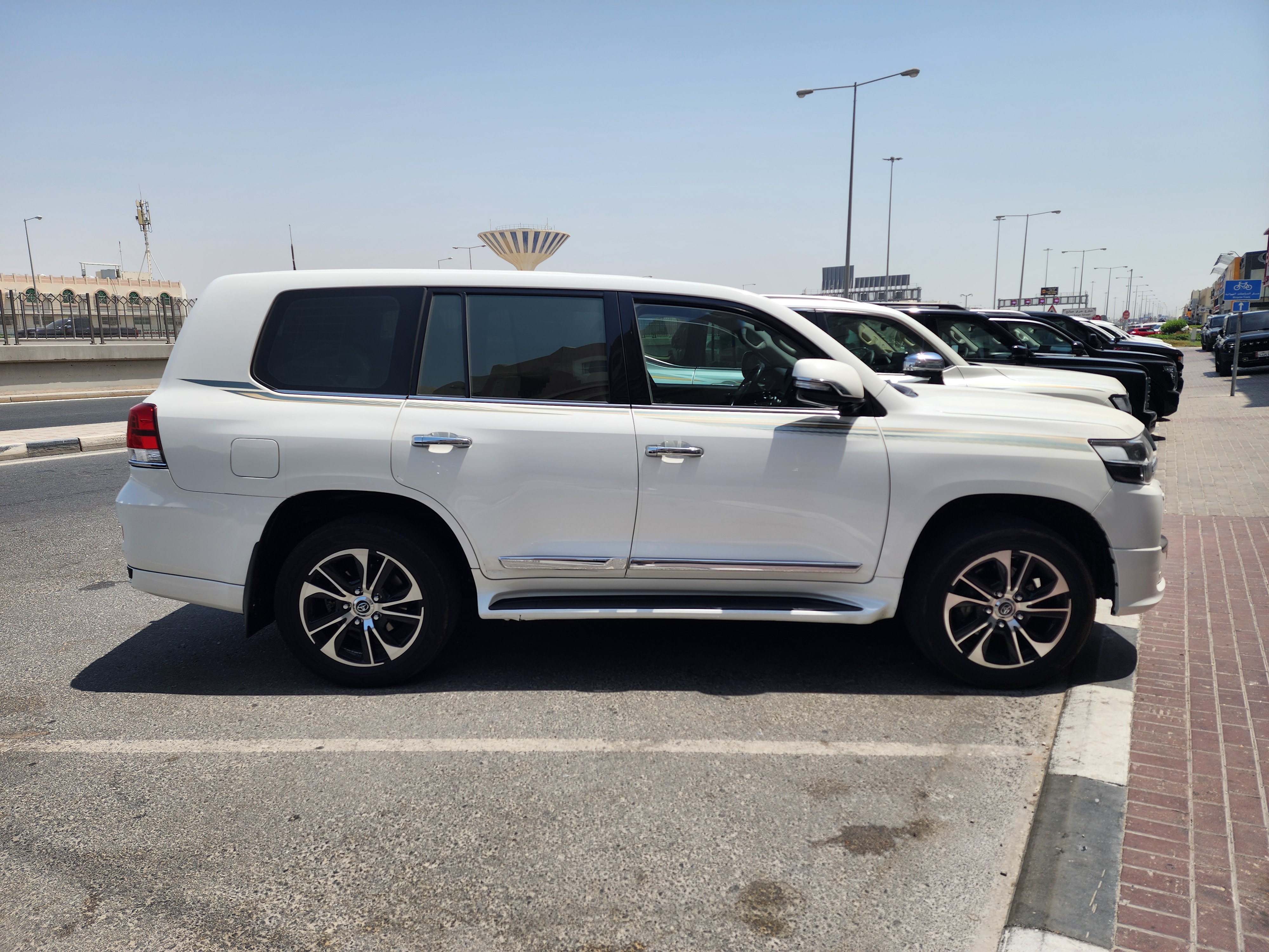 Toyota Land Cruiser GX.R 2020 - Image 3