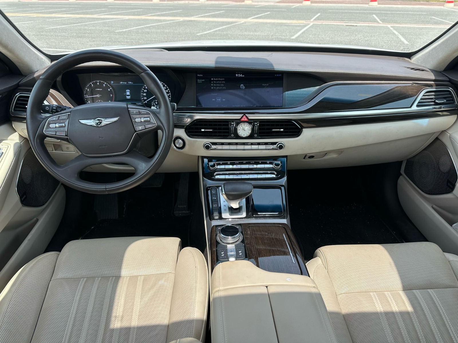 Genesis G90 2017 - Image 3