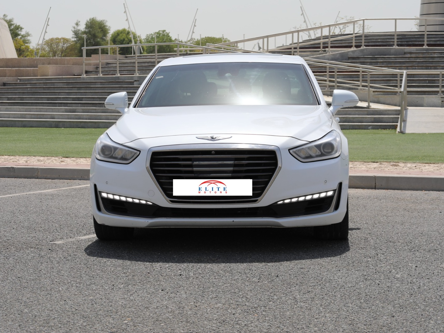 Genesis G90 2017 — photo 12 for sale in Qatar