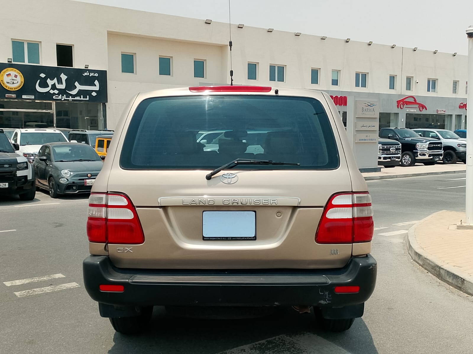 Toyota Land Cruiser GX.R 2004 - Image 4