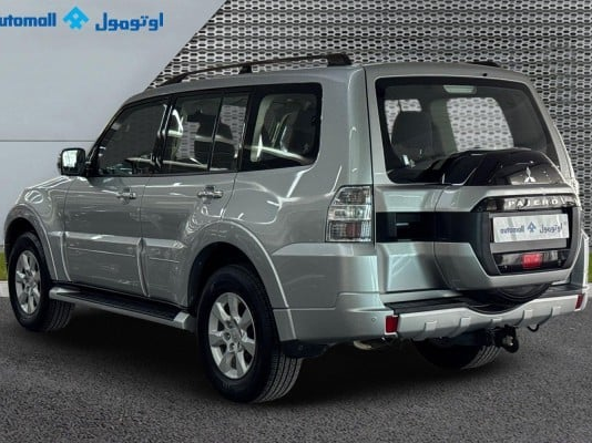 Mitsubishi Pajero 2022 - Image 2