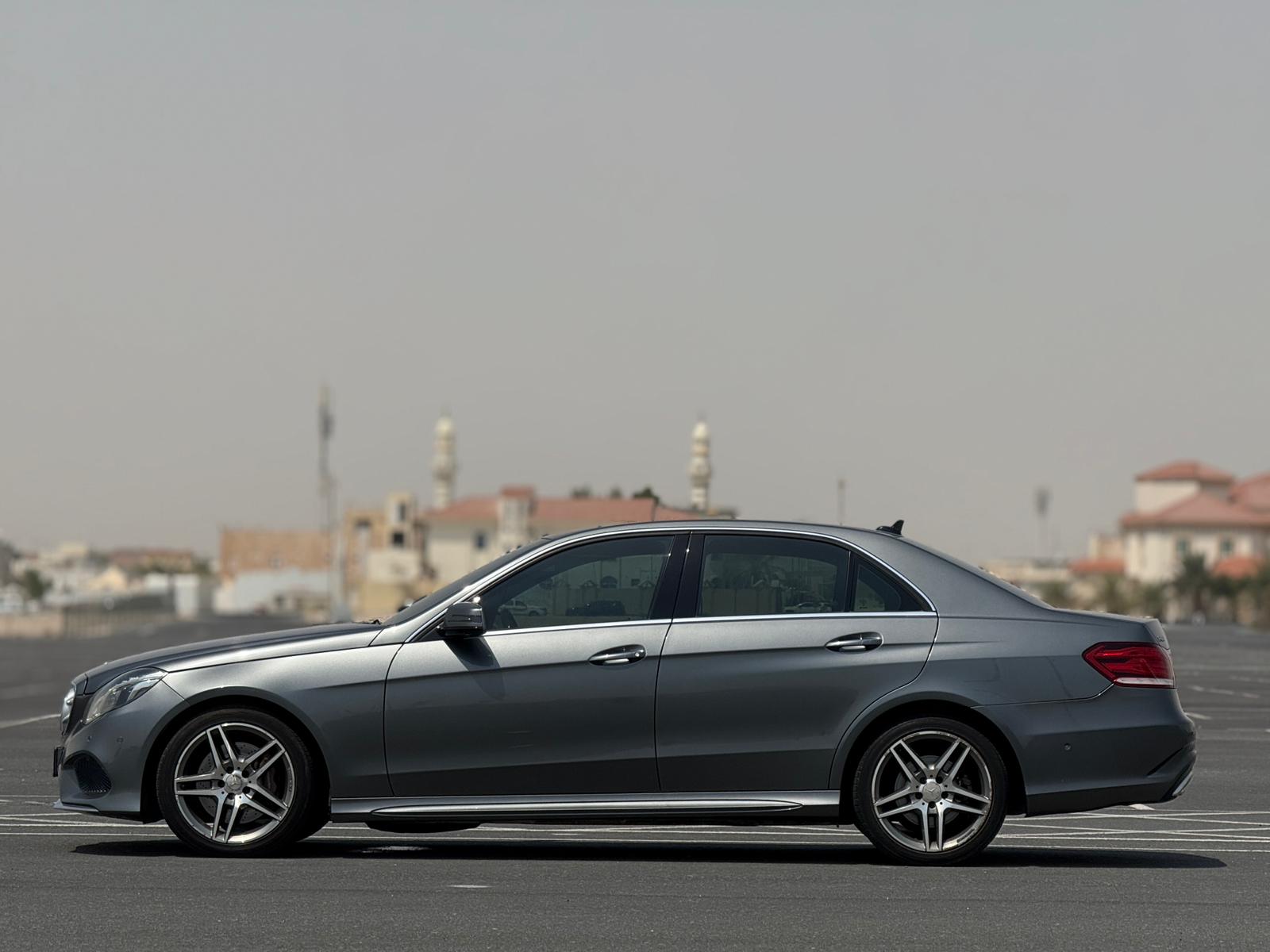 Mercedes-Benz E-Class Sedan 400 2016 - Image 2