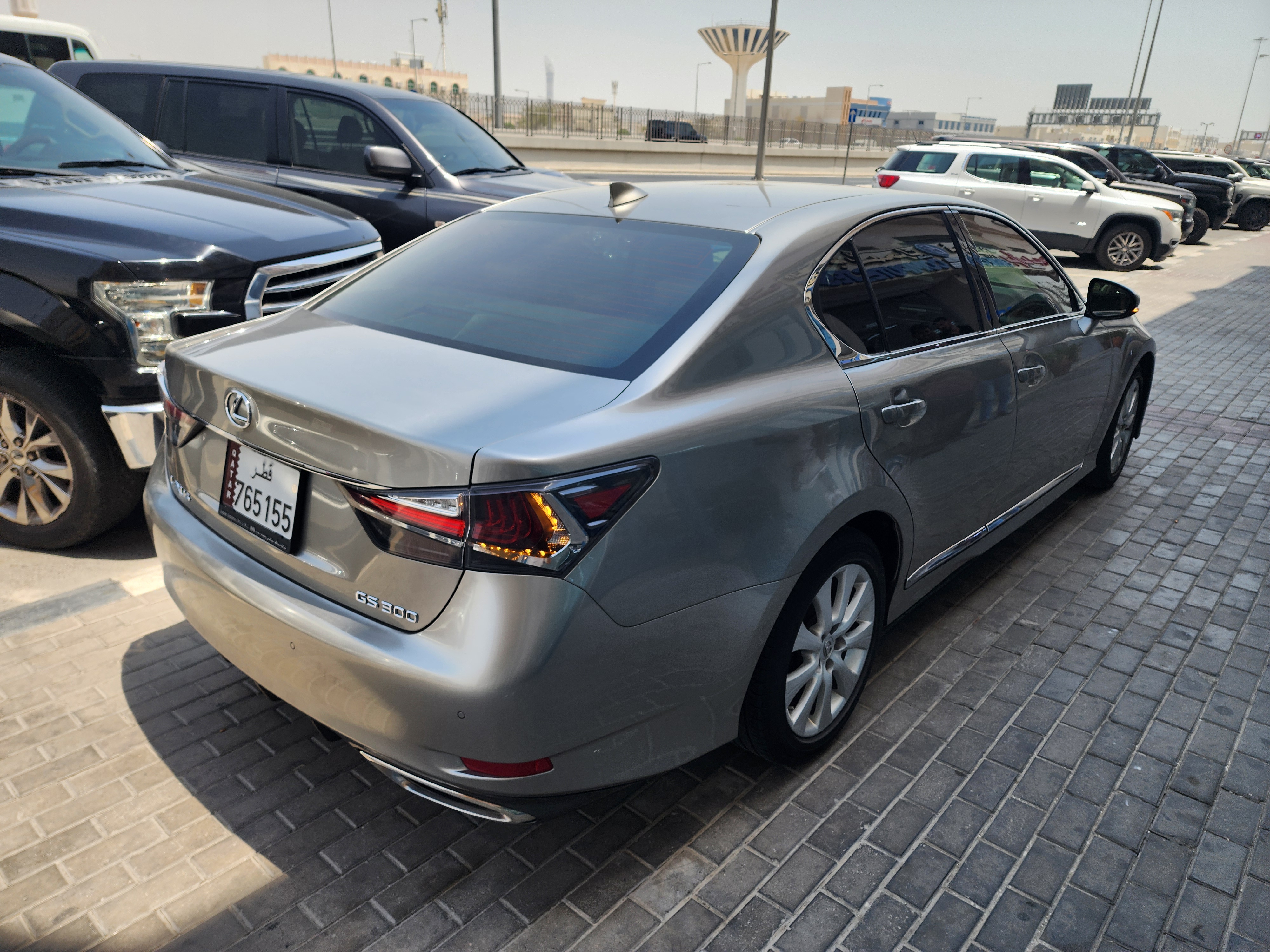 Lexus GS 300 2018 - Image 2
