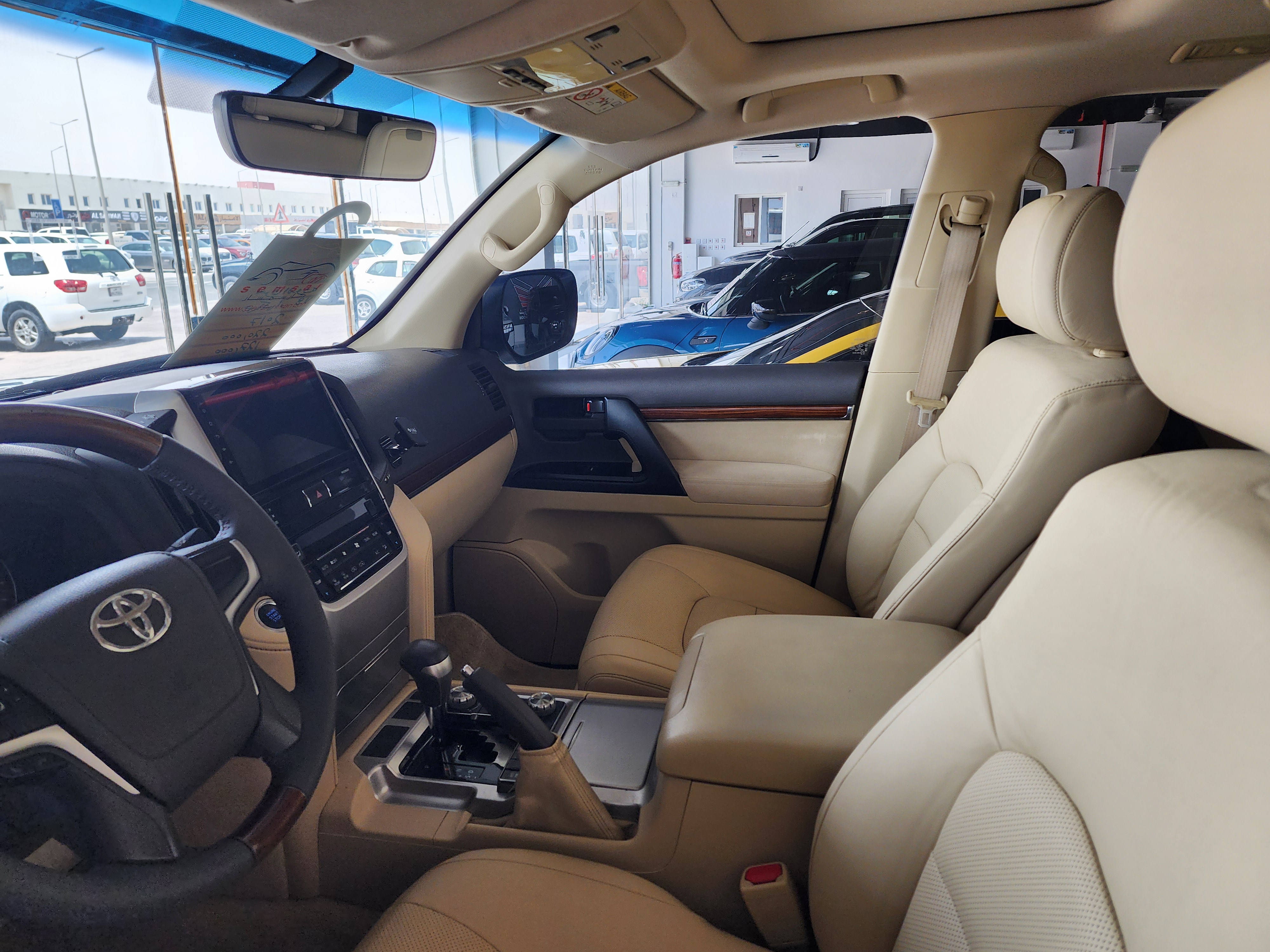 Toyota Land Cruiser GX.R 2017 - Image 4