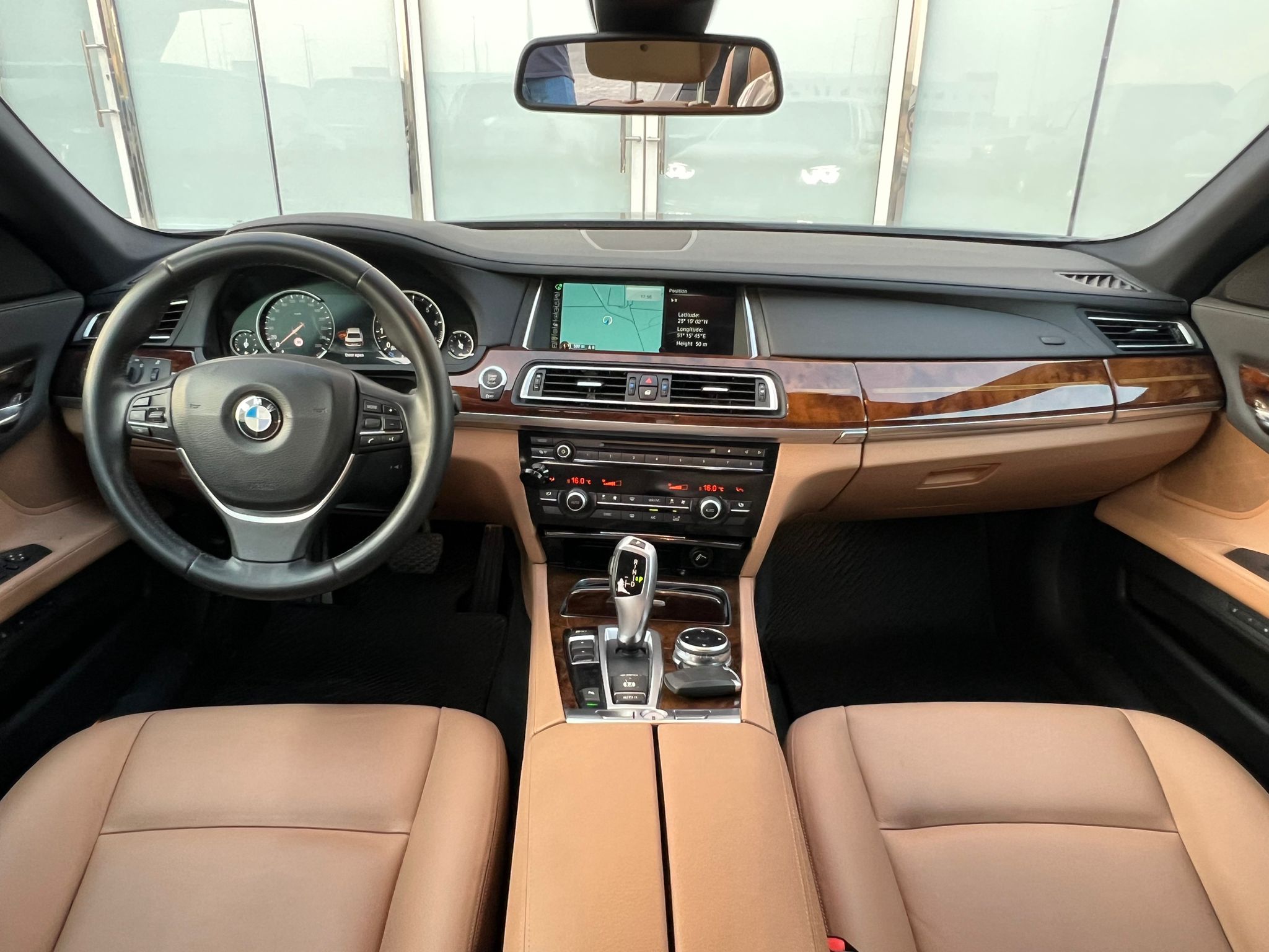 BMW 7-Series 740 Li 2015 - Image 4