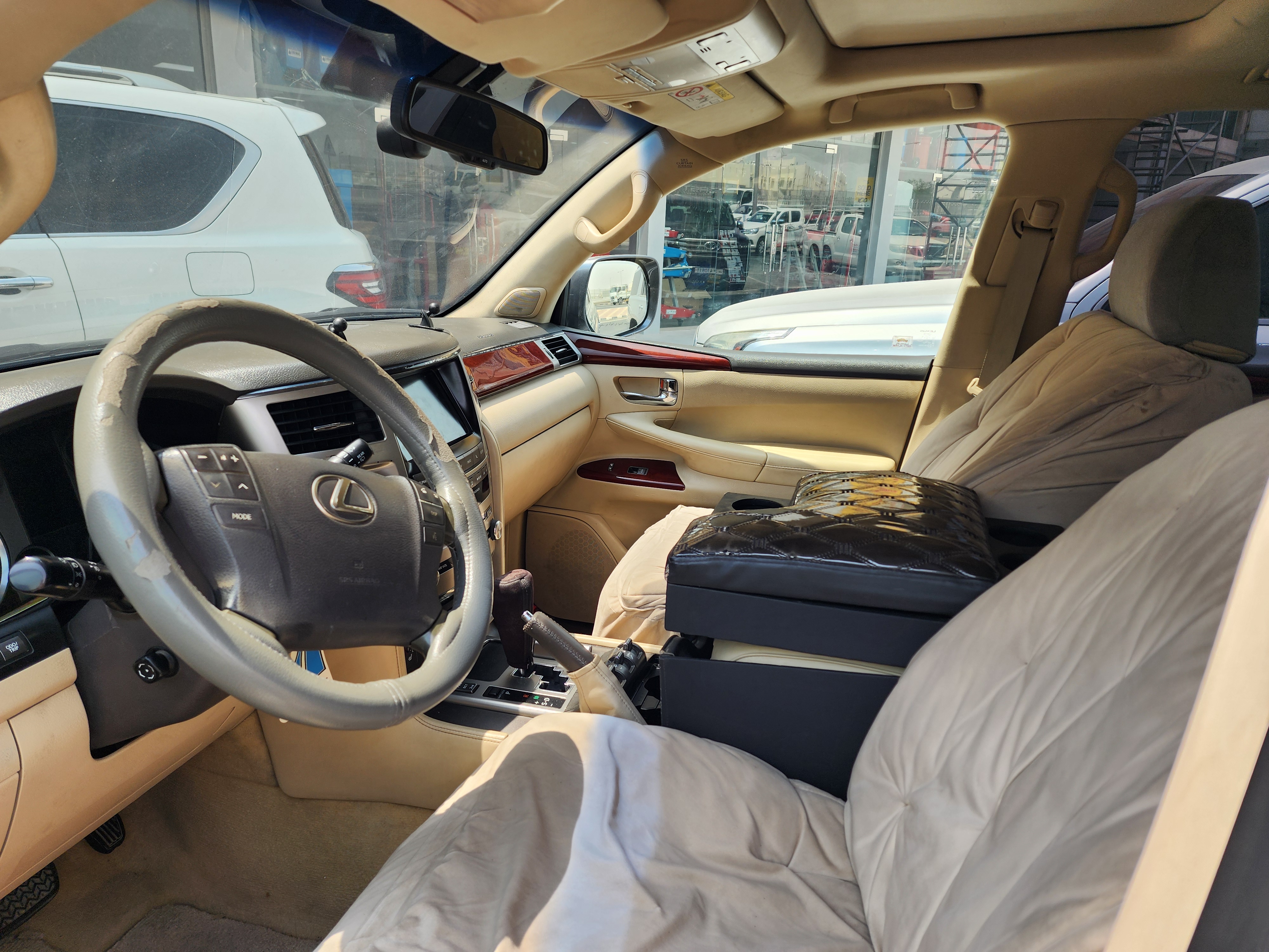 Lexus LX 570 2013 - Image 3
