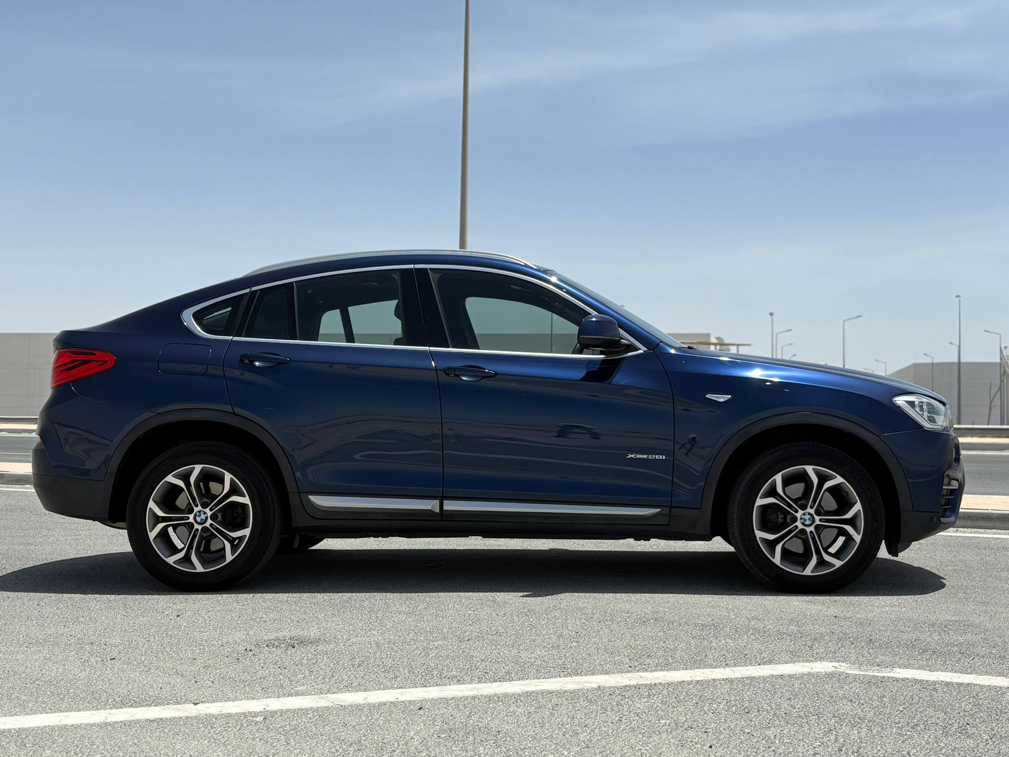 BMW X-Series X4 2017 - Image 2