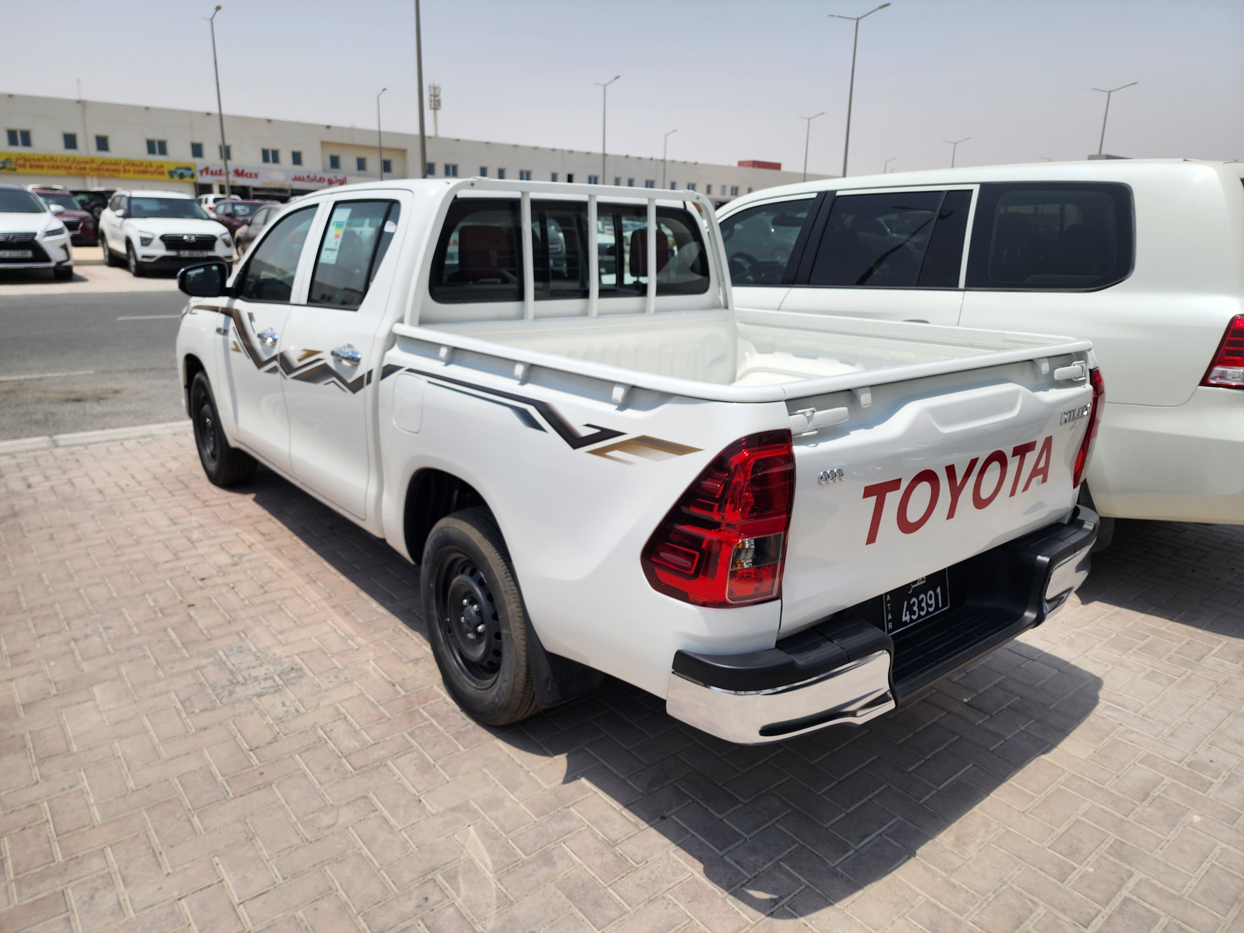 Toyota Hilux 2024 - Image 3