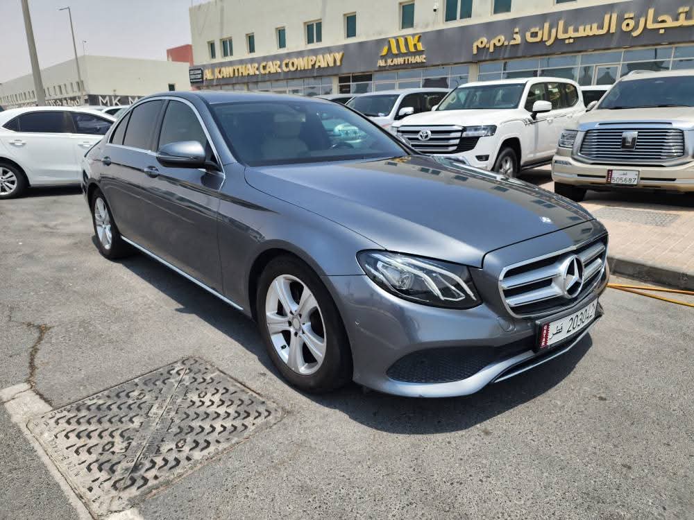 Mercedes-Benz E-Class Sedan 200 2017 - Image 3