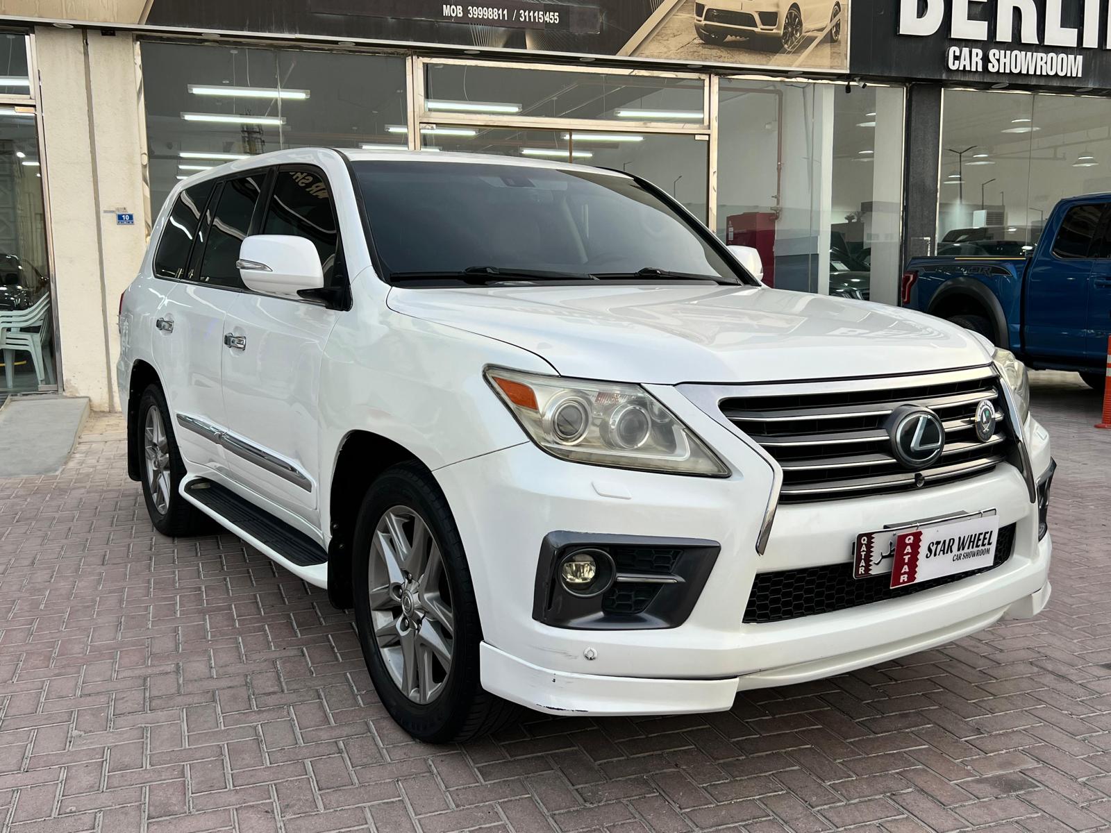 Lexus LX 570 2015 - Image 3