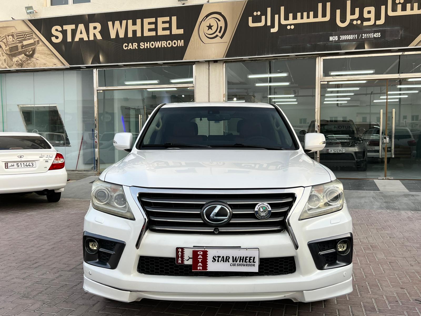Lexus LX 570 2015 - Image 4