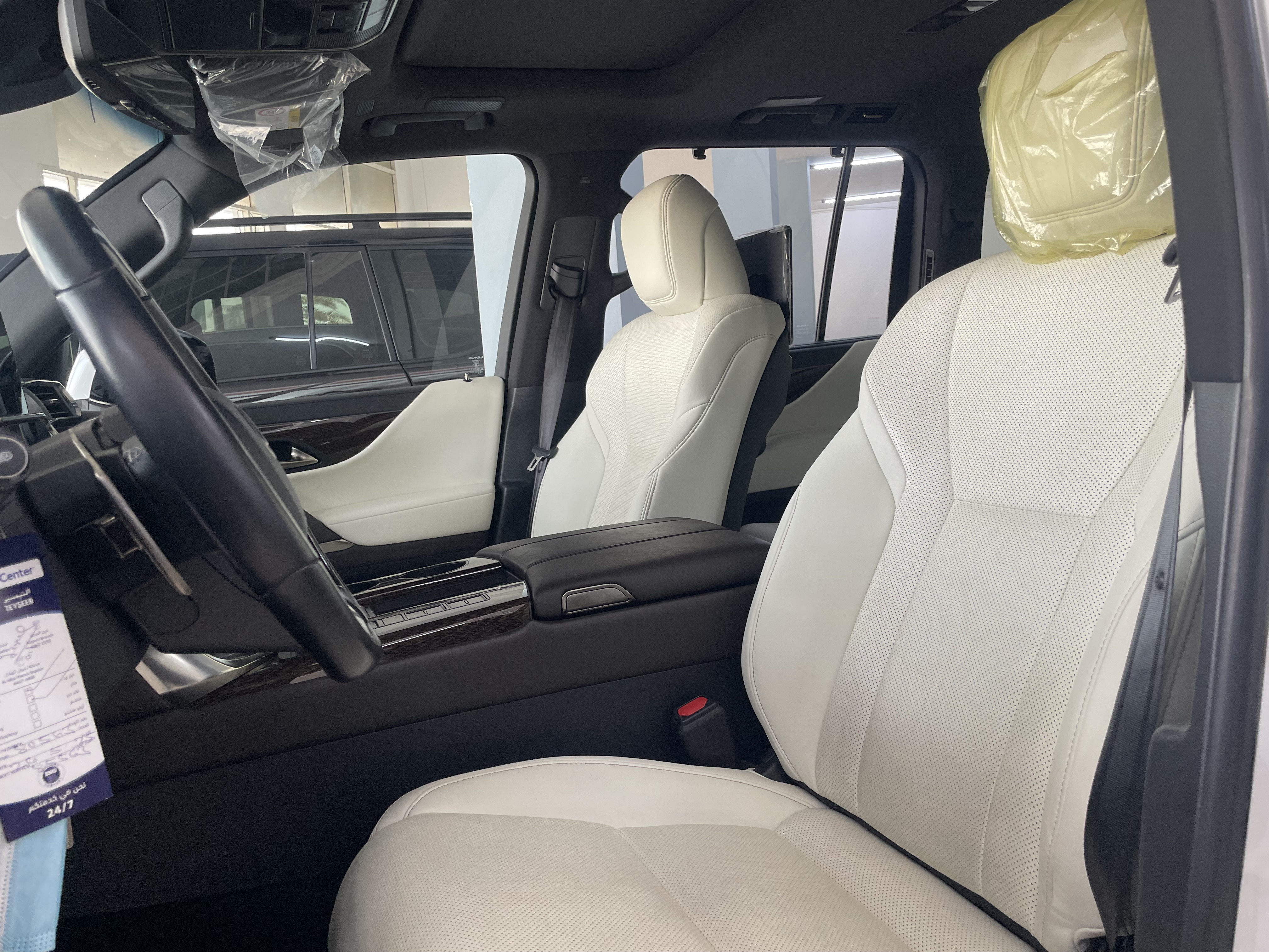Lexus LX 600 2022 - Image 4