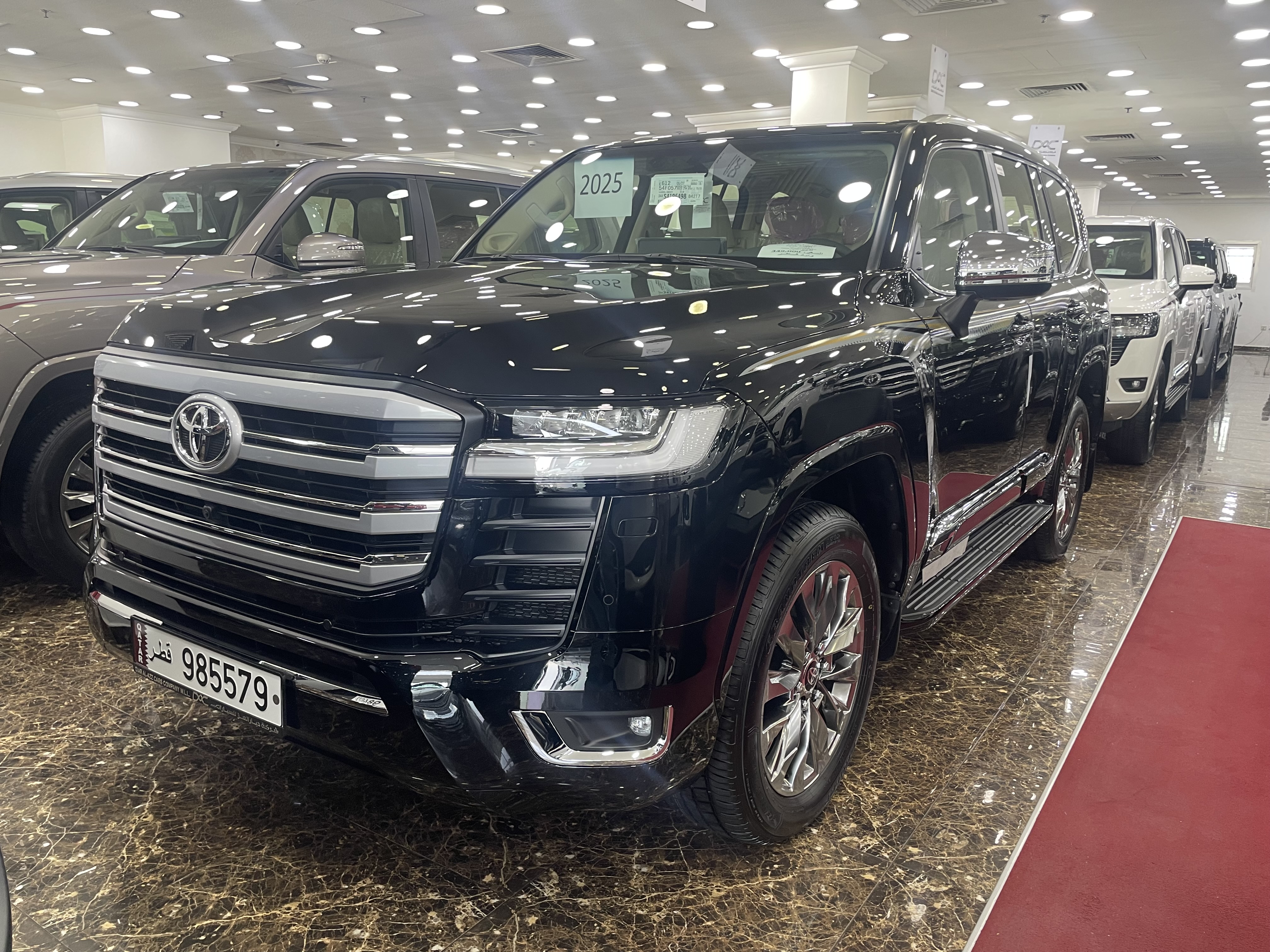 Toyota Land Cruiser VX 2025
