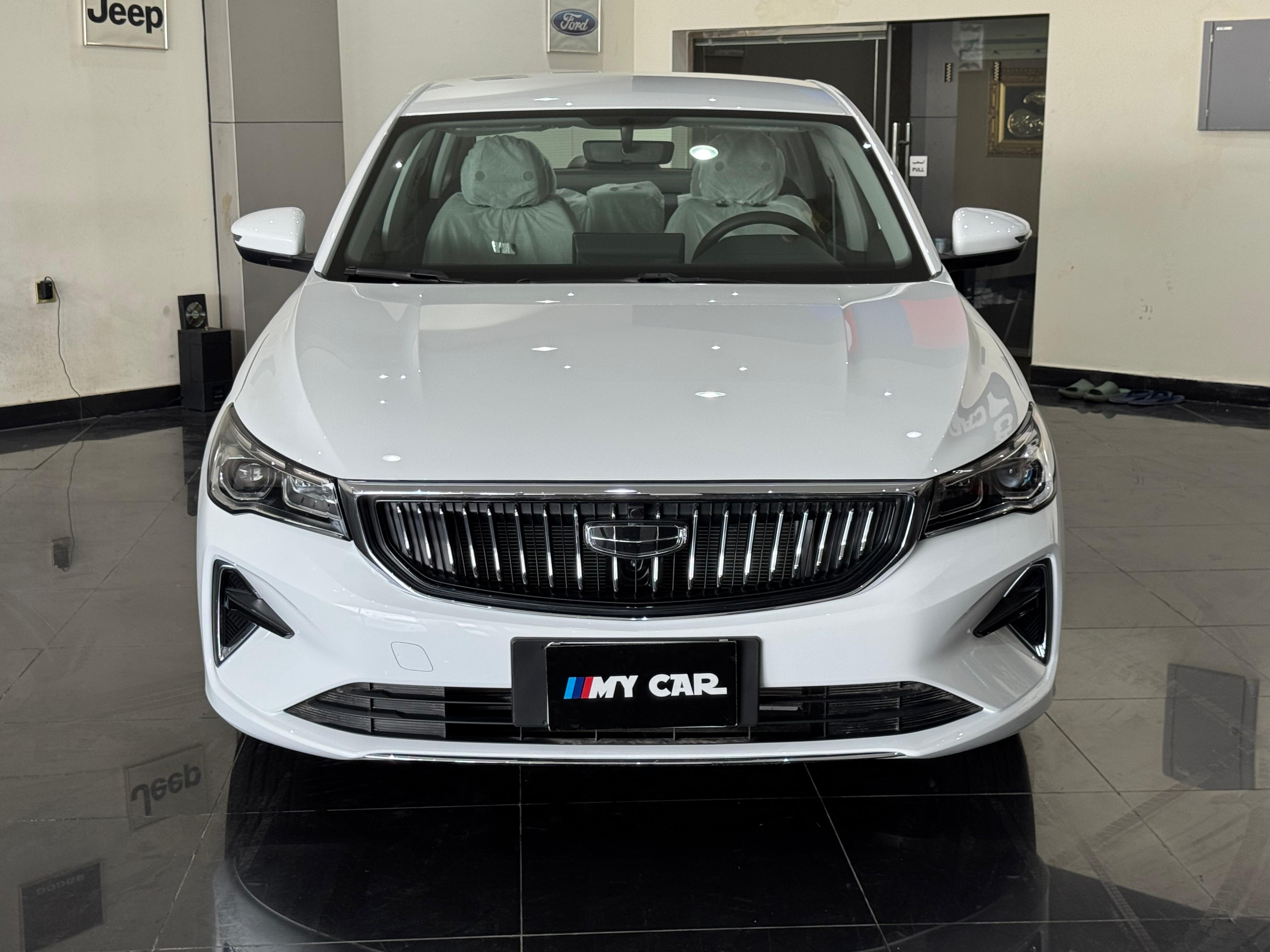 Geely  Emgrand 2026 - Image 3