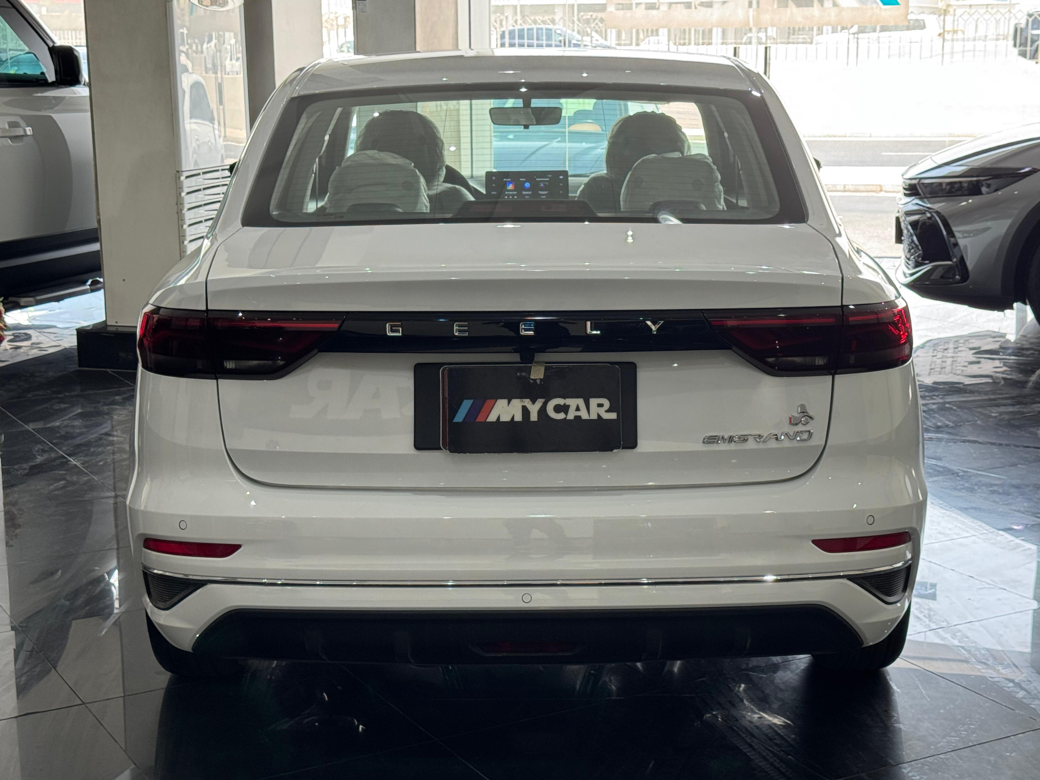 Geely  Emgrand 2026 - Image 4