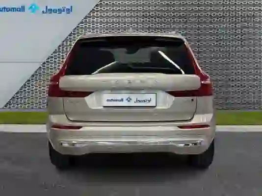 Volvo XC90 2023 - Image 2
