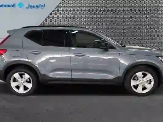Volvo xc 40 2023 - Image 4