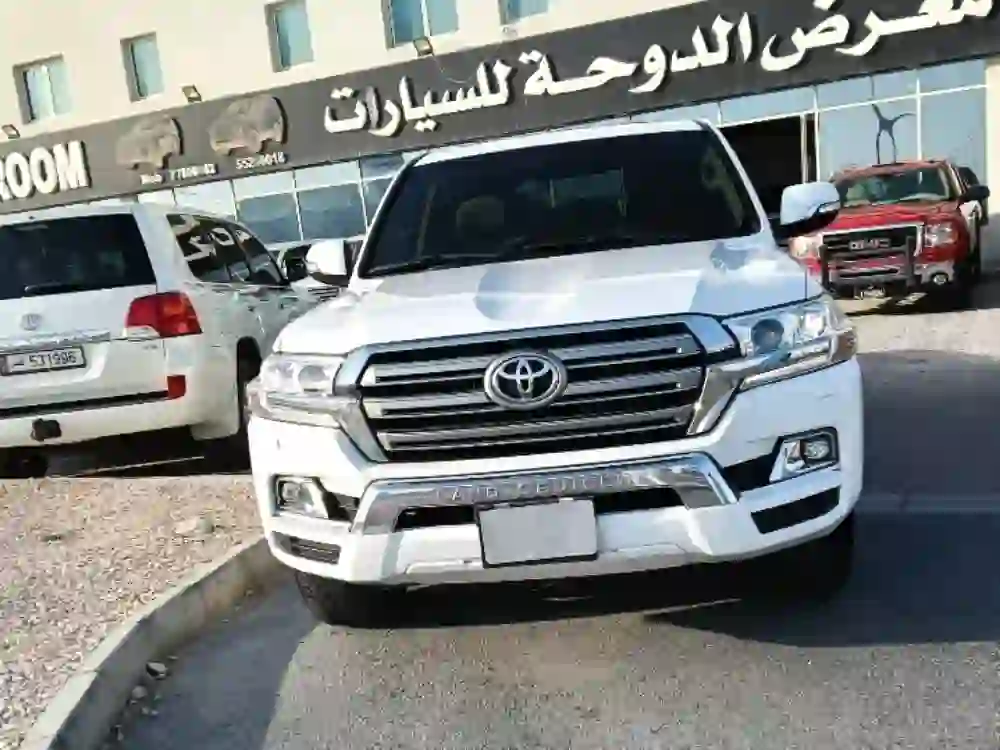 Toyota Land Cruiser GX.R 2017 - Image 4