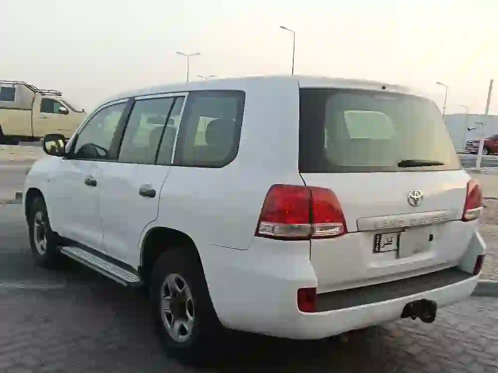 Toyota Land Cruiser G standard 2009 - Image 2