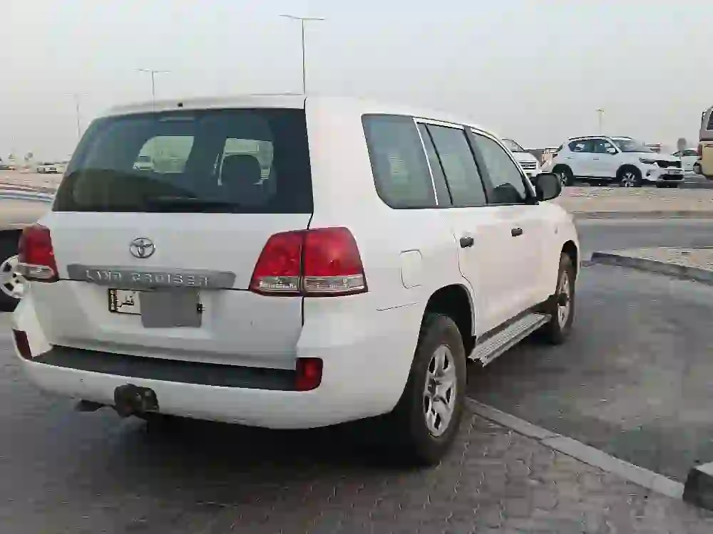 Toyota Land Cruiser G standard 2009 - Image 3
