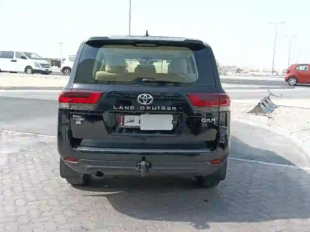 Toyota Land Cruiser GX.R 2022 - Image 2