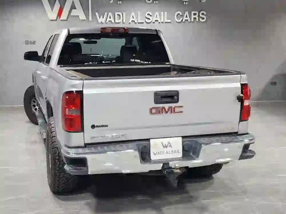 GMC Sierra 2014 - Image 2