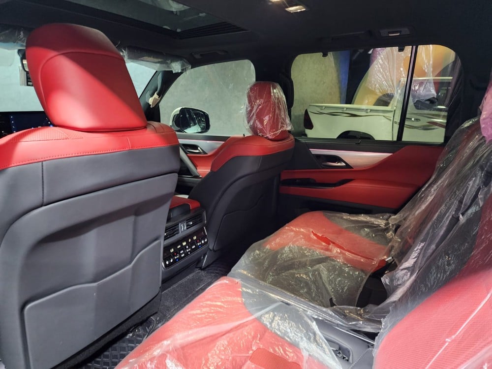 Lexus LX 600 2023 - Image 4