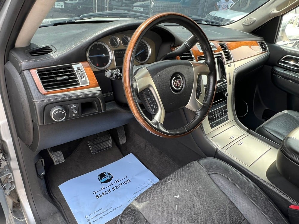 Cadillac Escalade 2012 - Image 4