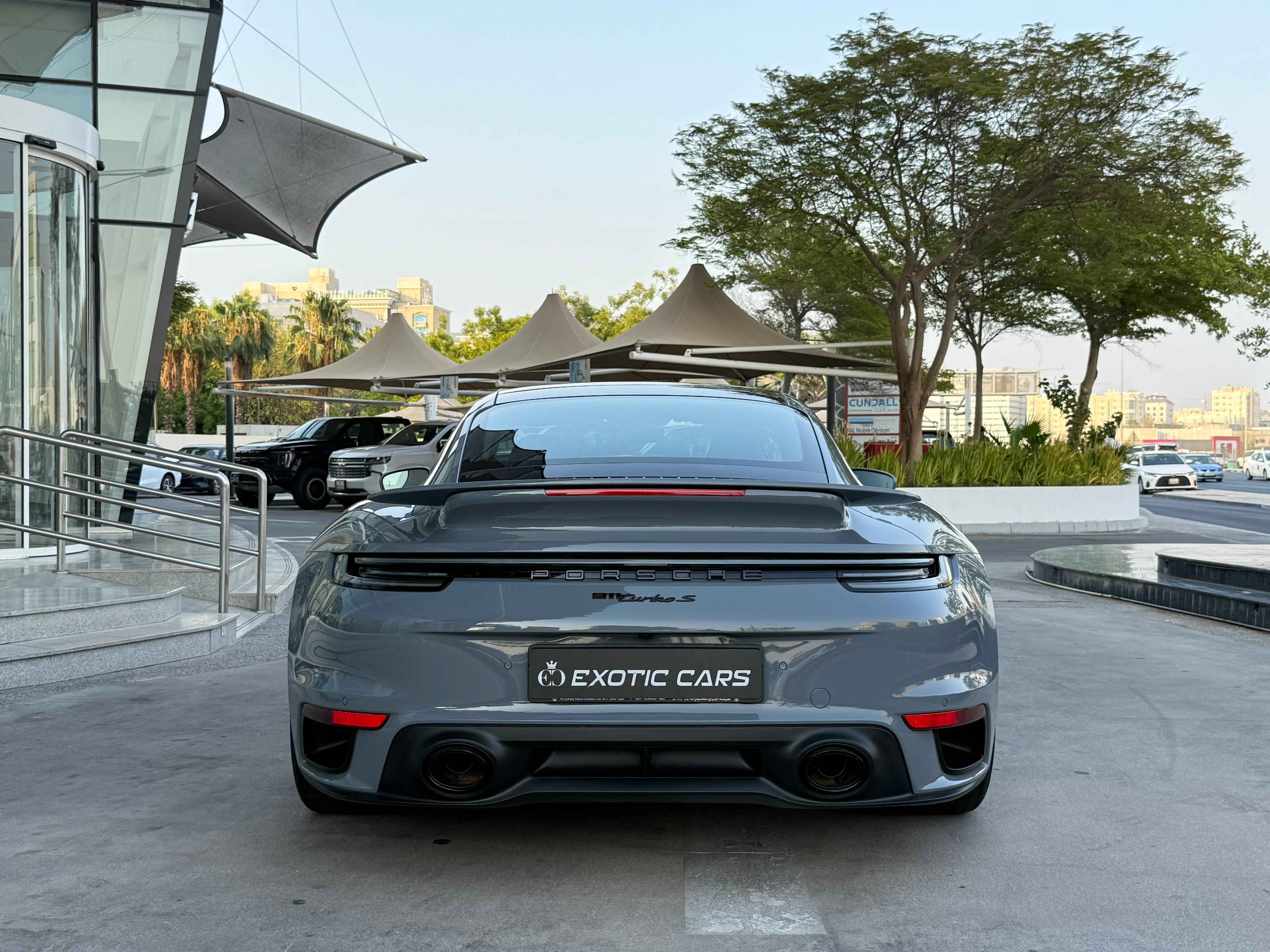 بورشه 911 تيربو 2023 - Image 4