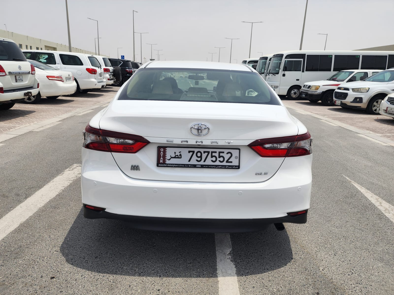 Toyota Camry 2023 - Image 2