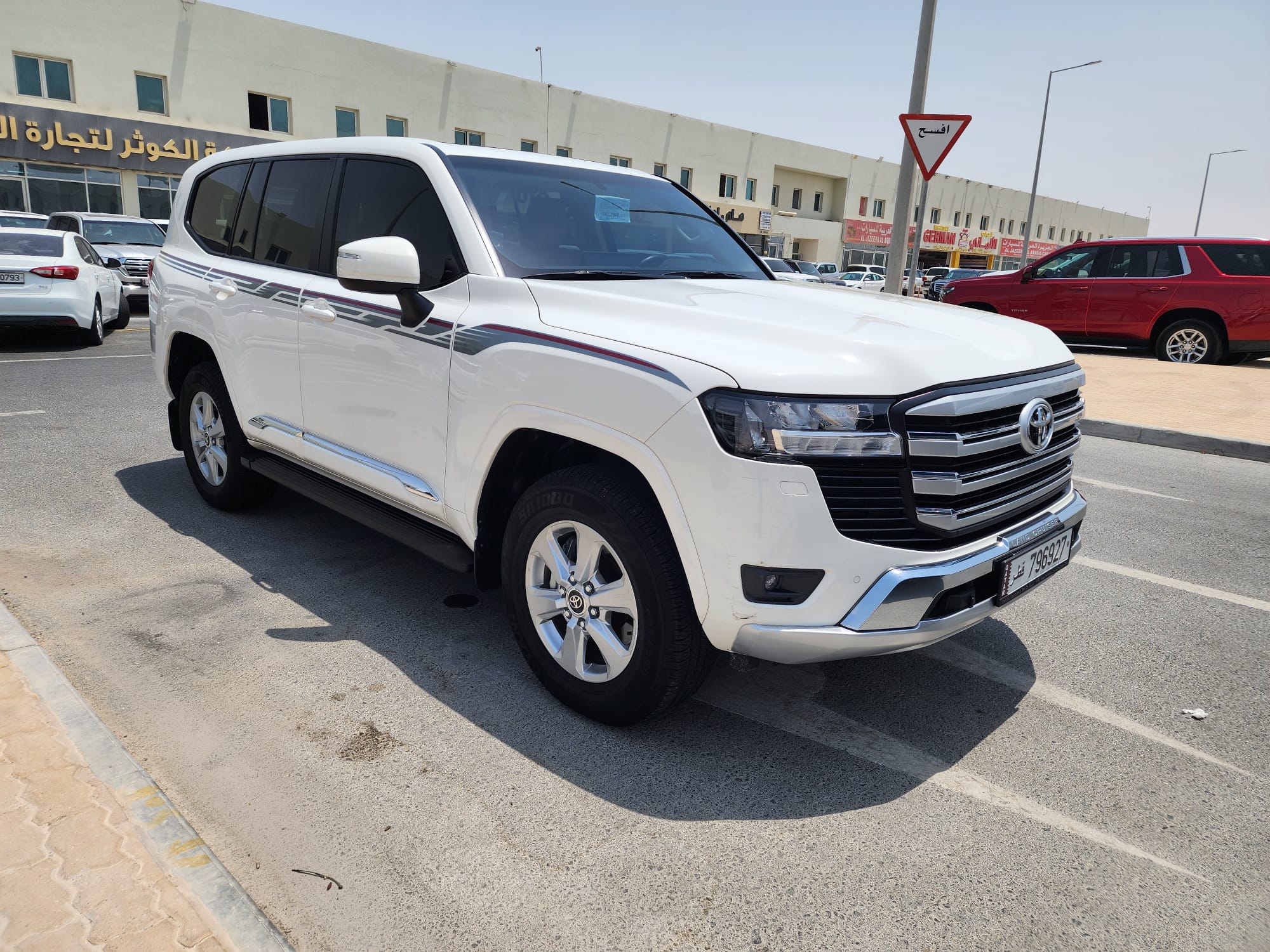 Toyota Land Cruiser GX.R 2023 - Image 3