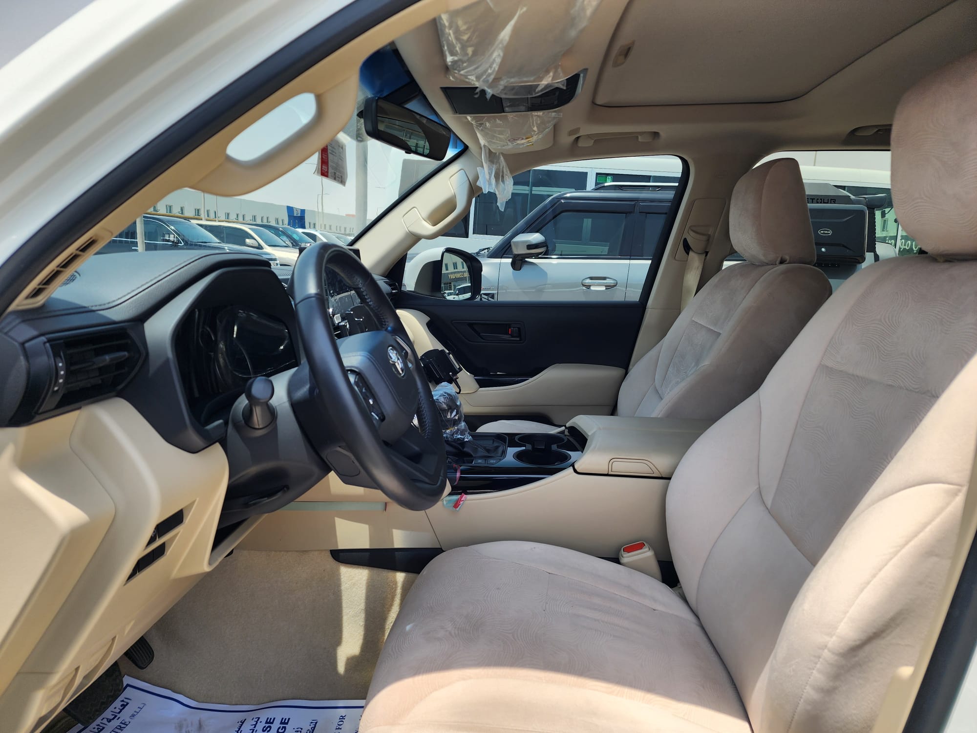 Toyota Land Cruiser GX.R 2023 - Image 4