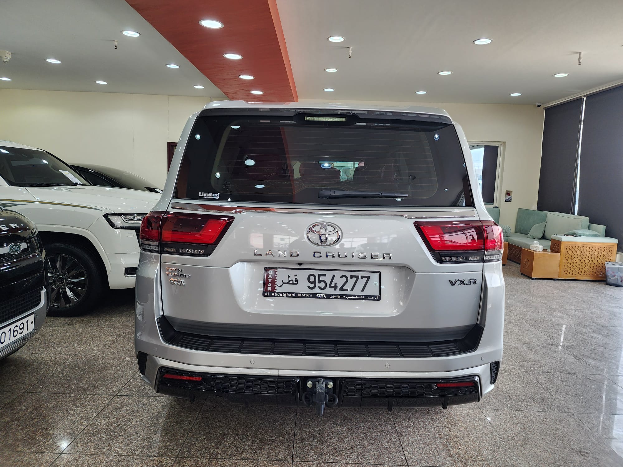 Toyota Land Cruiser VX.R 2024 - Image 2