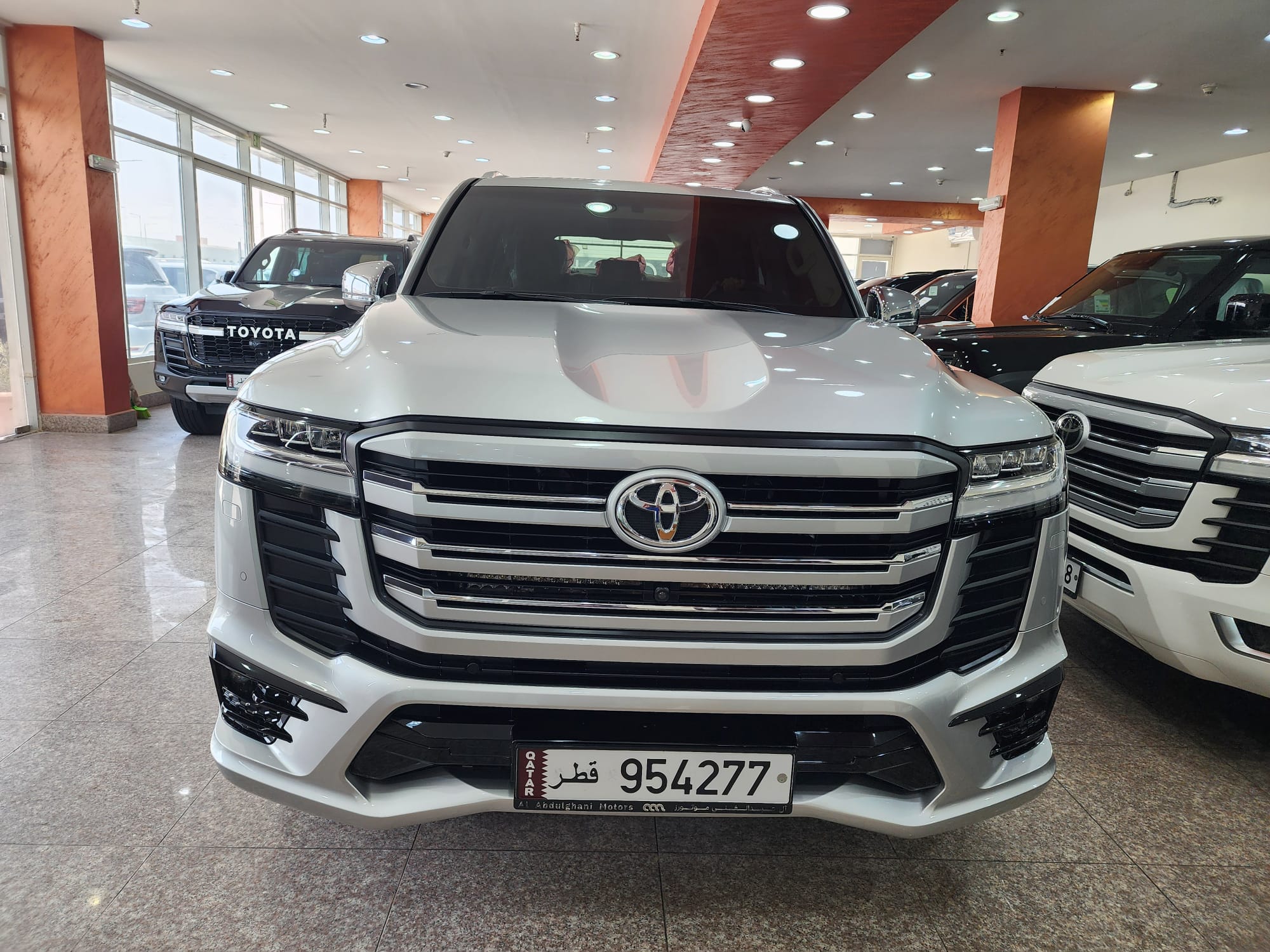 Toyota Land Cruiser VX.R 2024 - Image 4