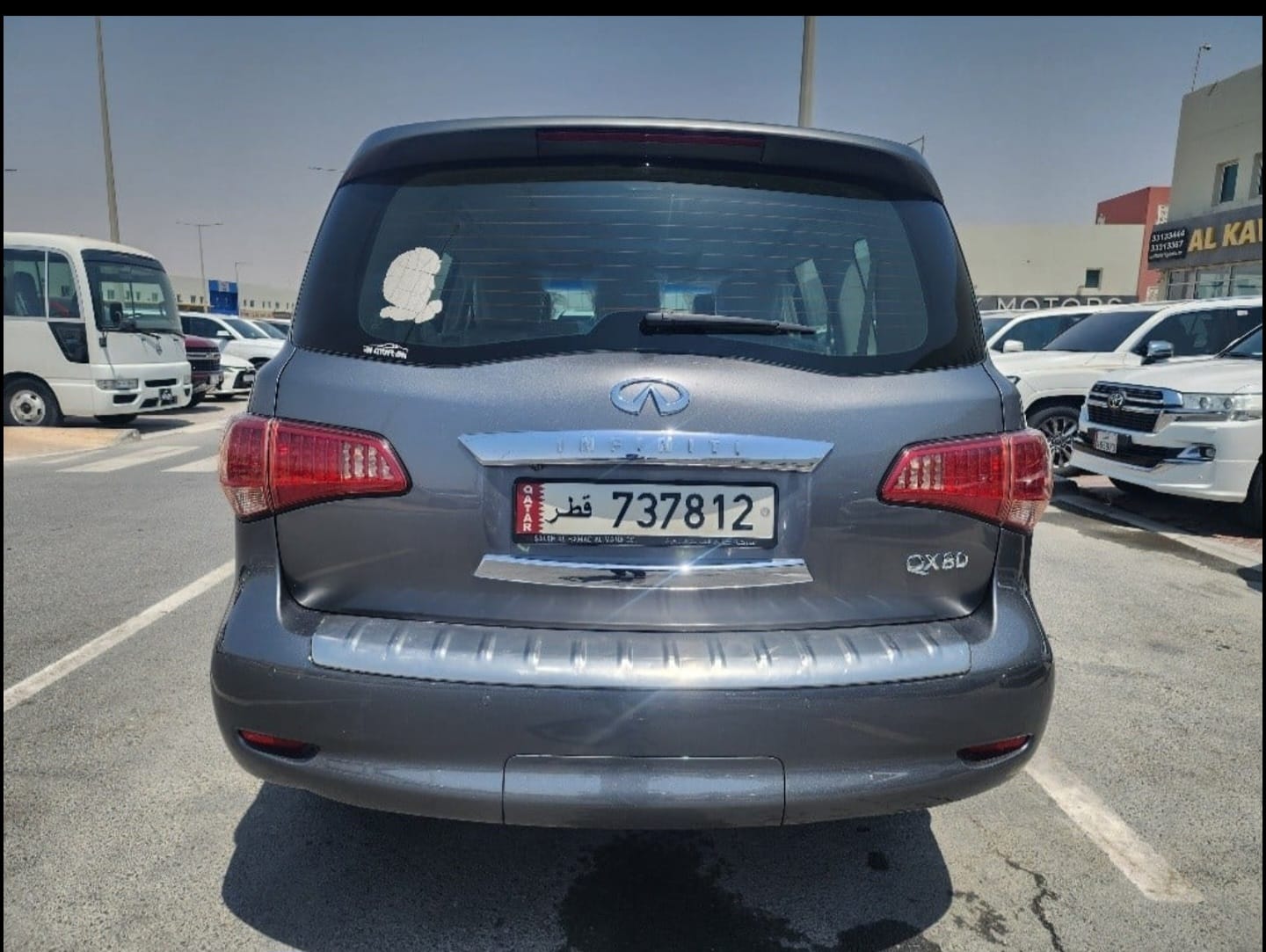Infiniti QX 80 2016 - Image 2