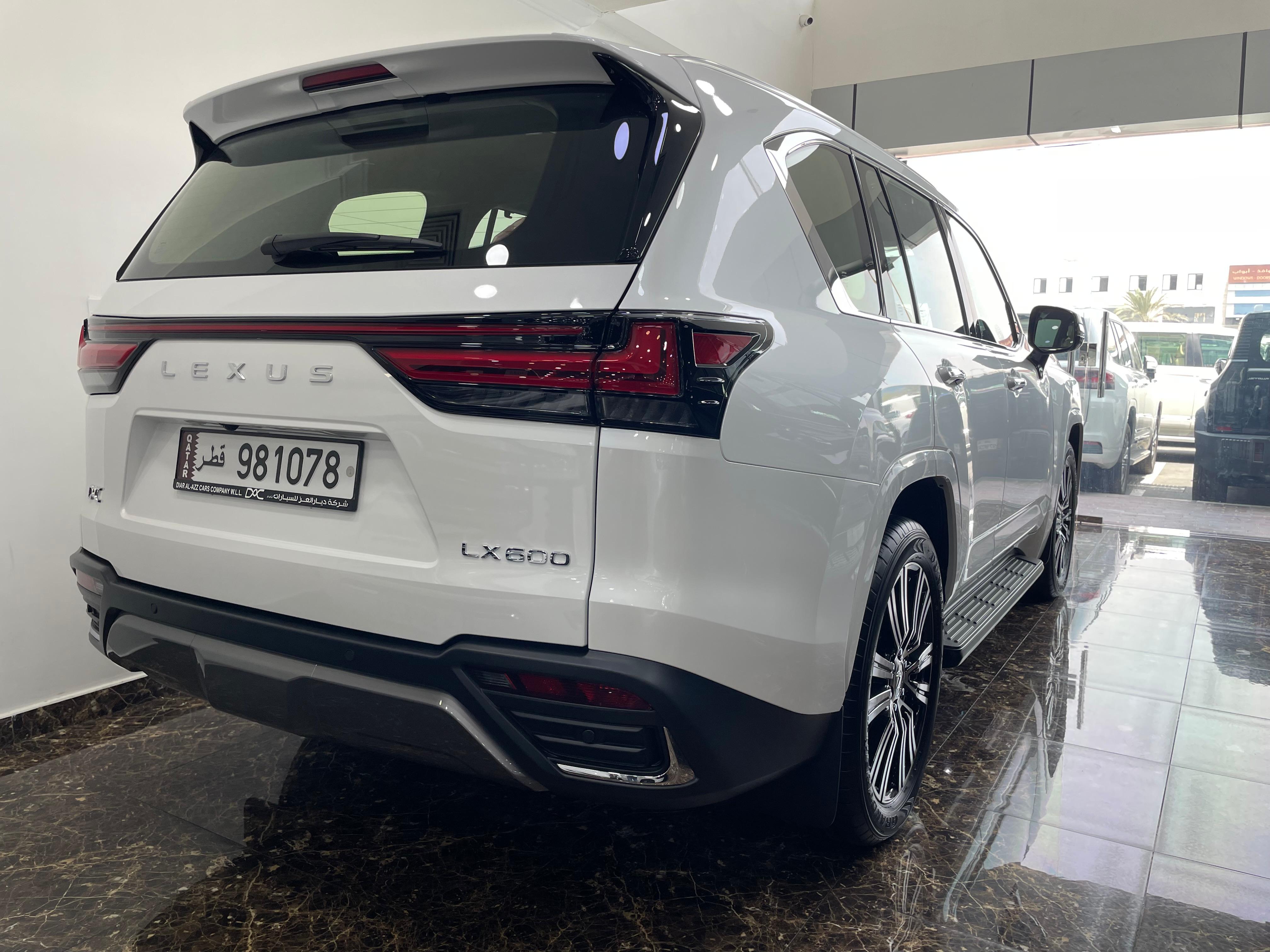 Lexus LX 600 2025 - Image 2