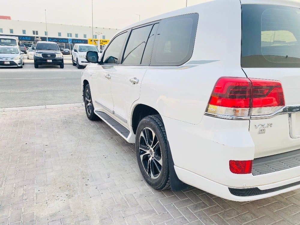 Toyota Land Cruiser GX.R 2018 - Image 3