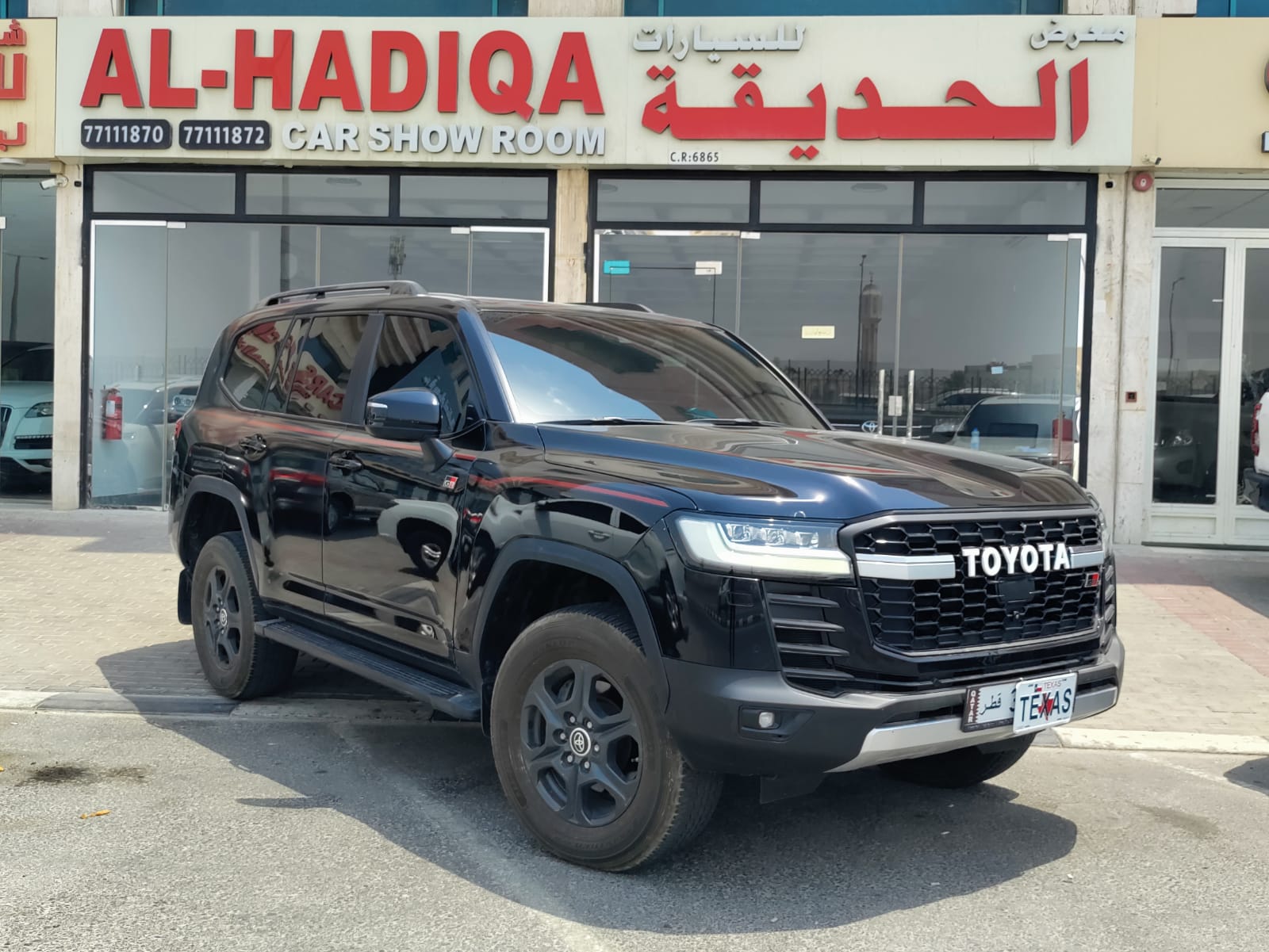 Toyota Land Cruiser G/R 2023 - Image 2