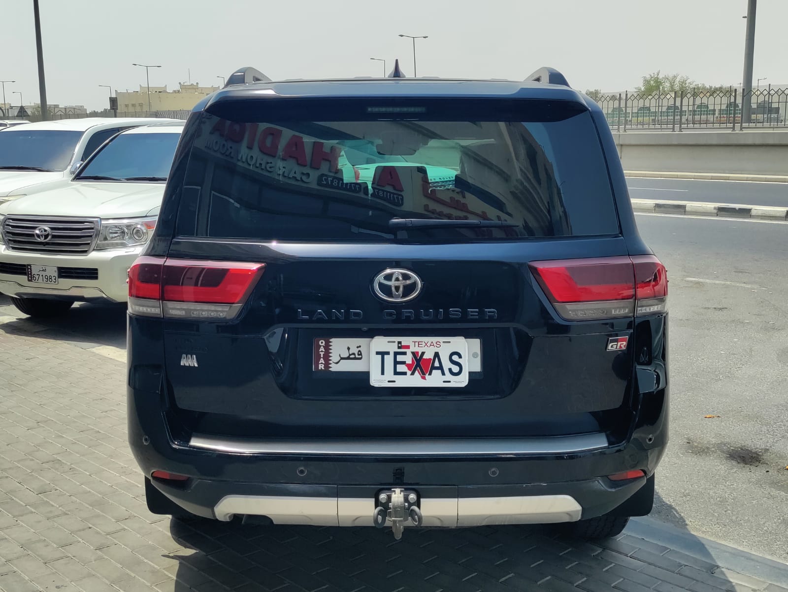 Toyota Land Cruiser G/R 2023 - Image 3