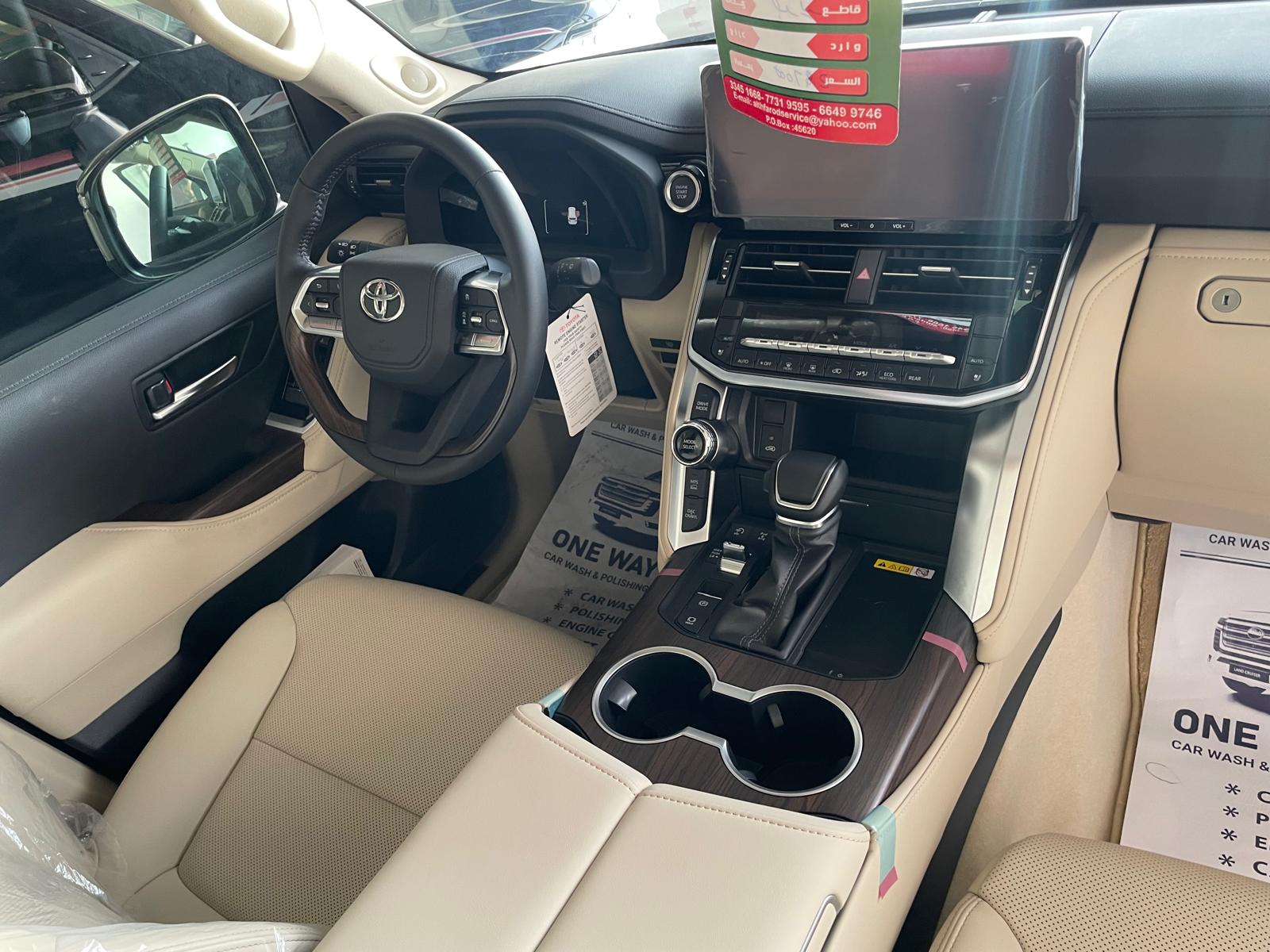 Toyota Land Cruiser GX.R 2025 - Image 4