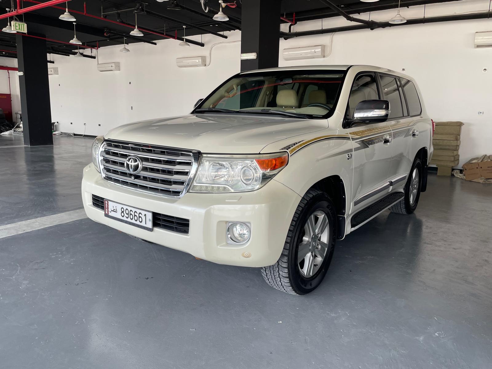 Toyota Land Cruiser VX.R 2013 - Image 2