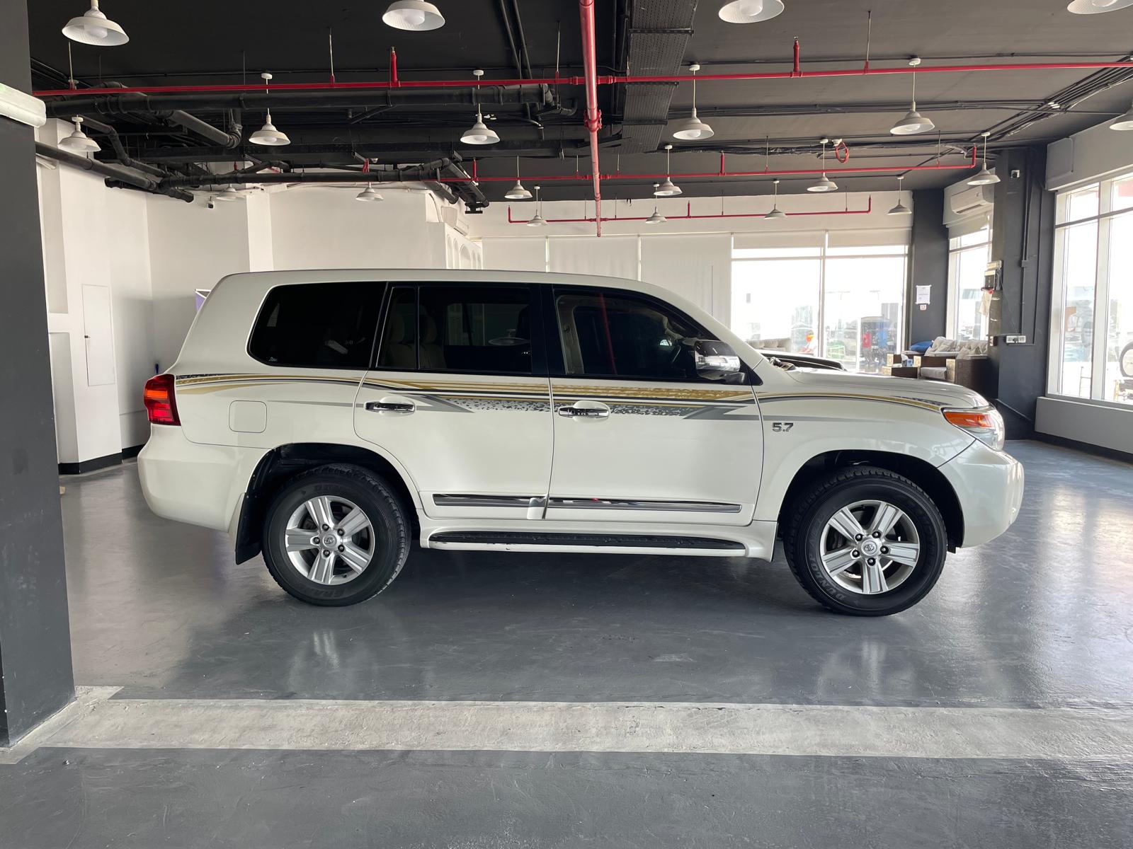 Toyota Land Cruiser VX.R 2013 - Image 3