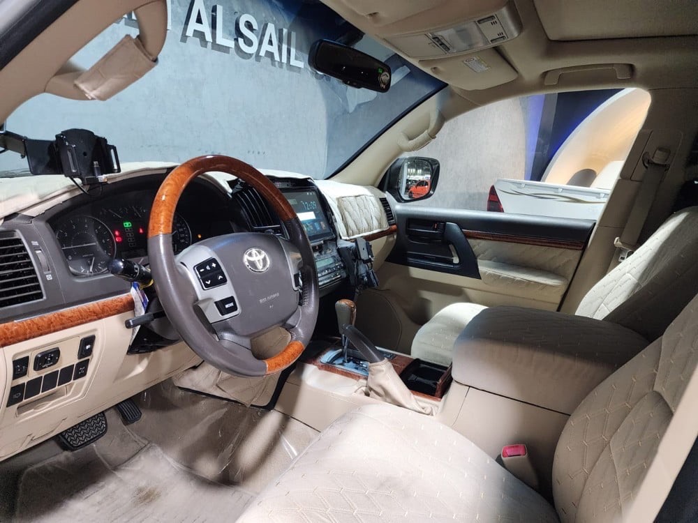 Toyota Land Cruiser GX.R 2012 - Image 3