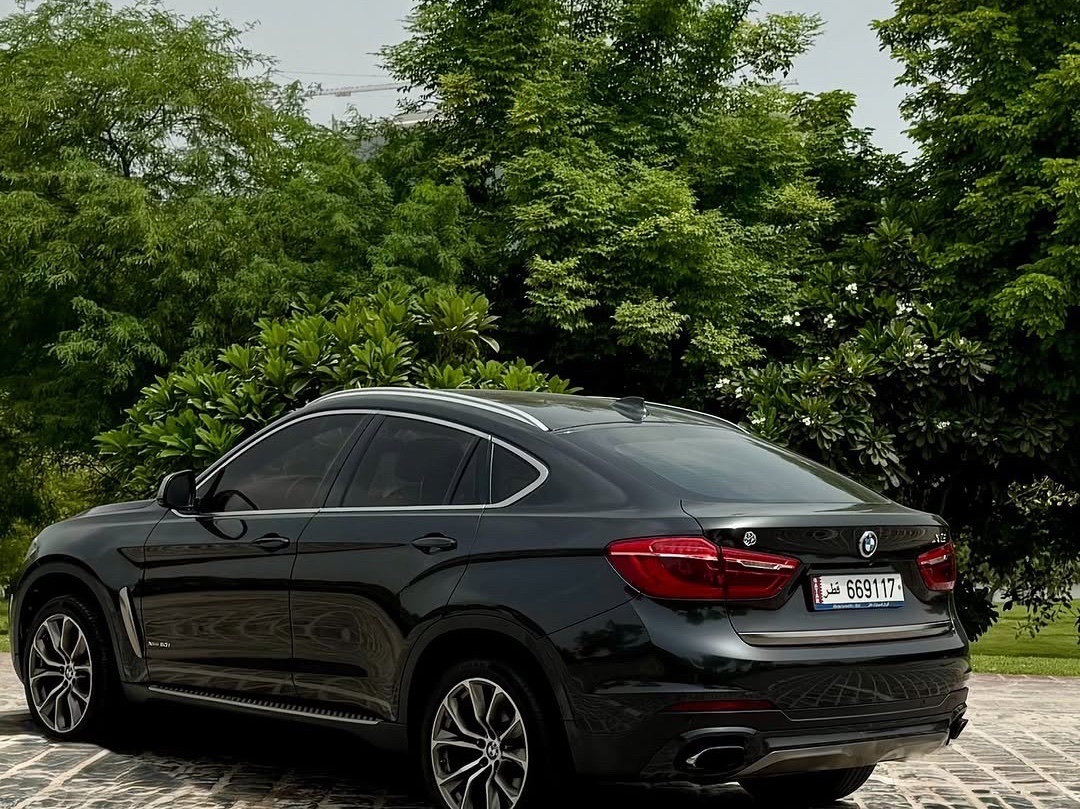 BMW X-Series X6 M 2018 - Image 3