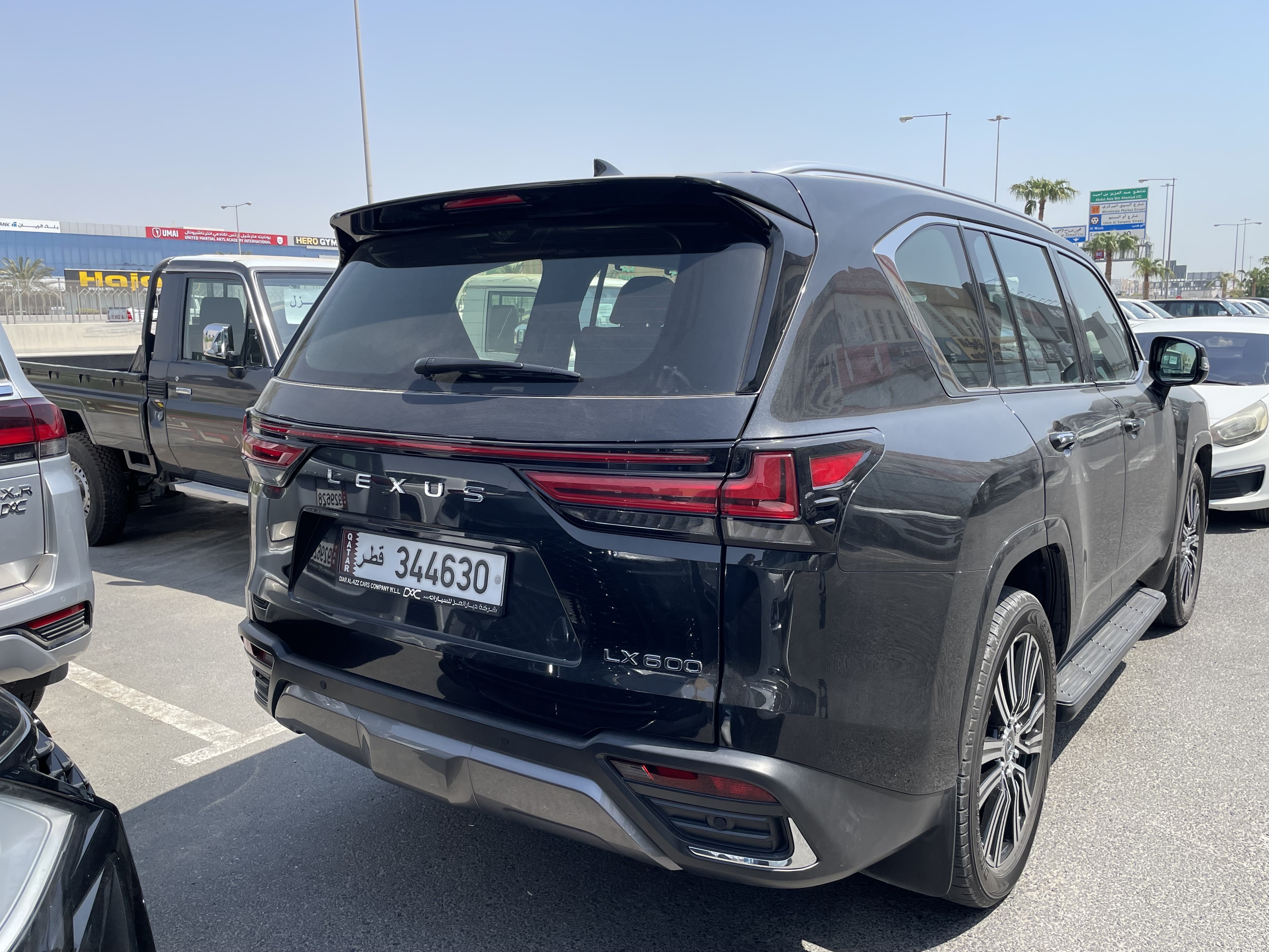 Lexus LX 600 2023 - Image 4